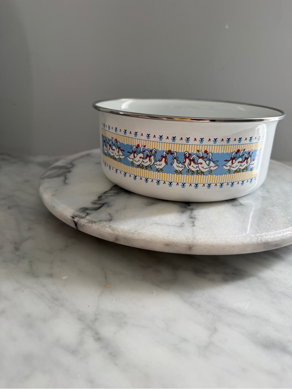 Vintage Enamelware Country Geese Bowl